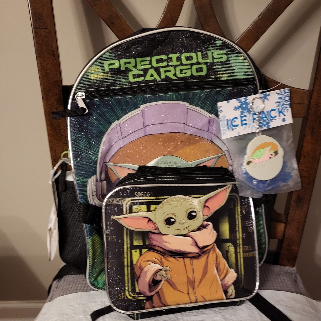 Brand New Mandalorian 5 Pc Backpack Set